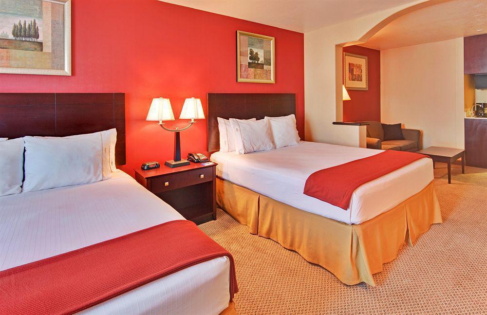 Holiday Inn Express Los Angeles Lax Airport By Ihg Exterior photo